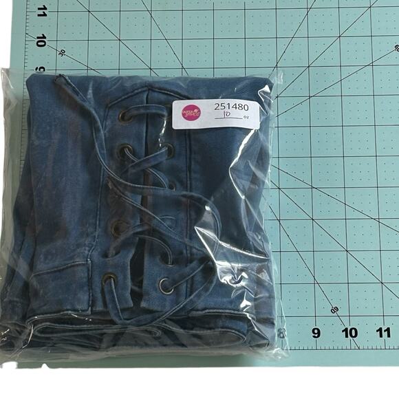 Guess Womens Mini Skirt Size 30 Blue Denim Stretchy Tie Front High Rise - Picture 8 of 8